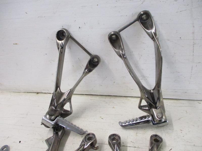 07 Kawasaki ZX6R Ninja P Front Rear Left Right Foot Pegs and